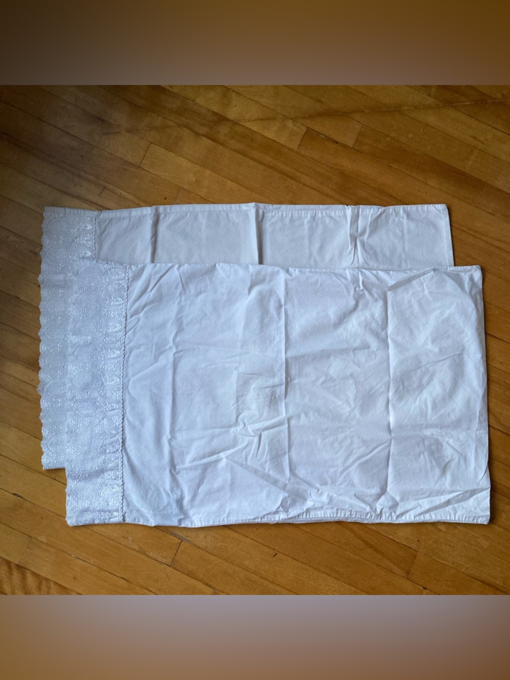 ✴️ 100% Cotton White Pillowcases with Lace Trim